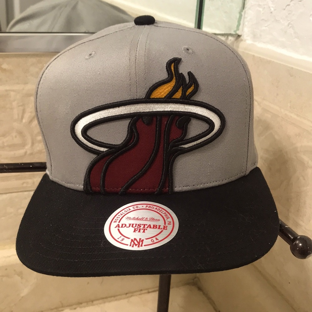 Baseball cap